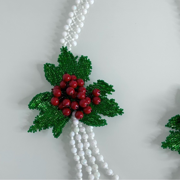 Hand beaded white necklace with cranberry inspired details and green leaves - Picture 2 of 5